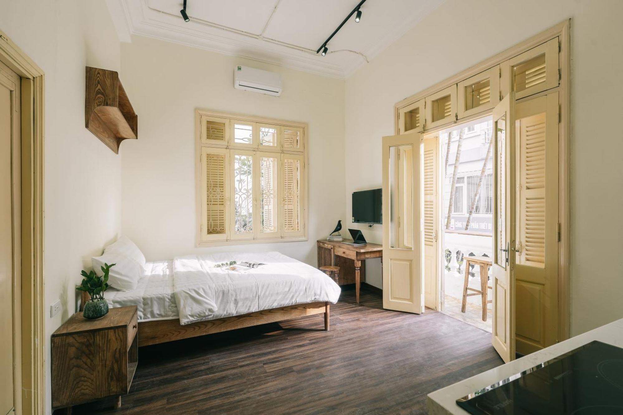Hanoi's Hidden Gem Escape Balcony-flexible Check In Early-free Pickup Hà Nội