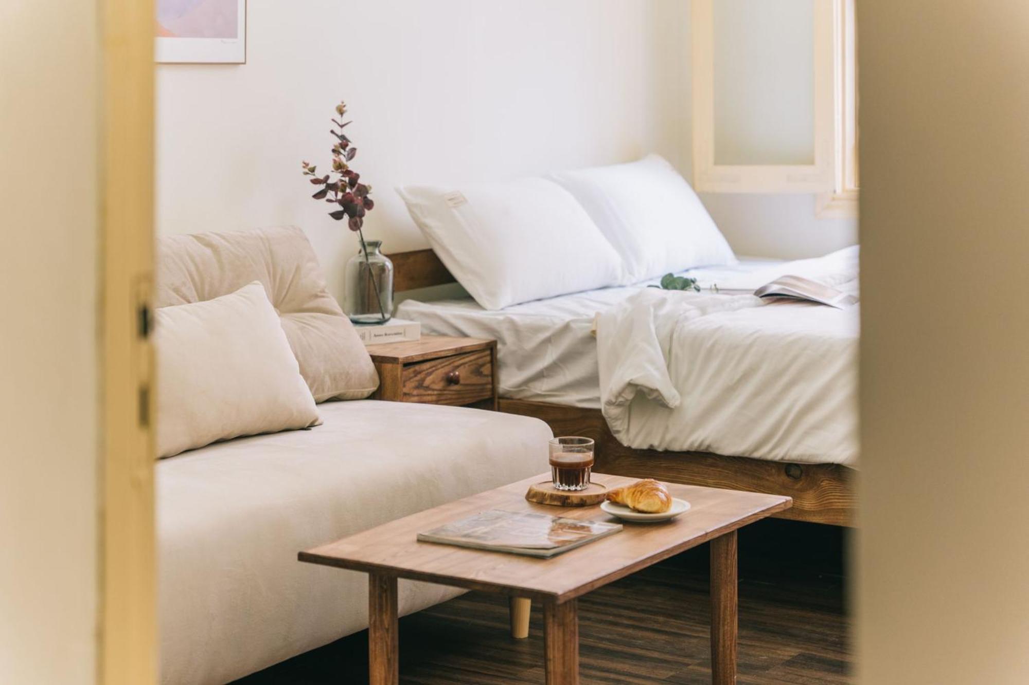 Hanoi's Hidden Gem Escape Balcony-flexible Check In Early-free Pickup Căn hộ