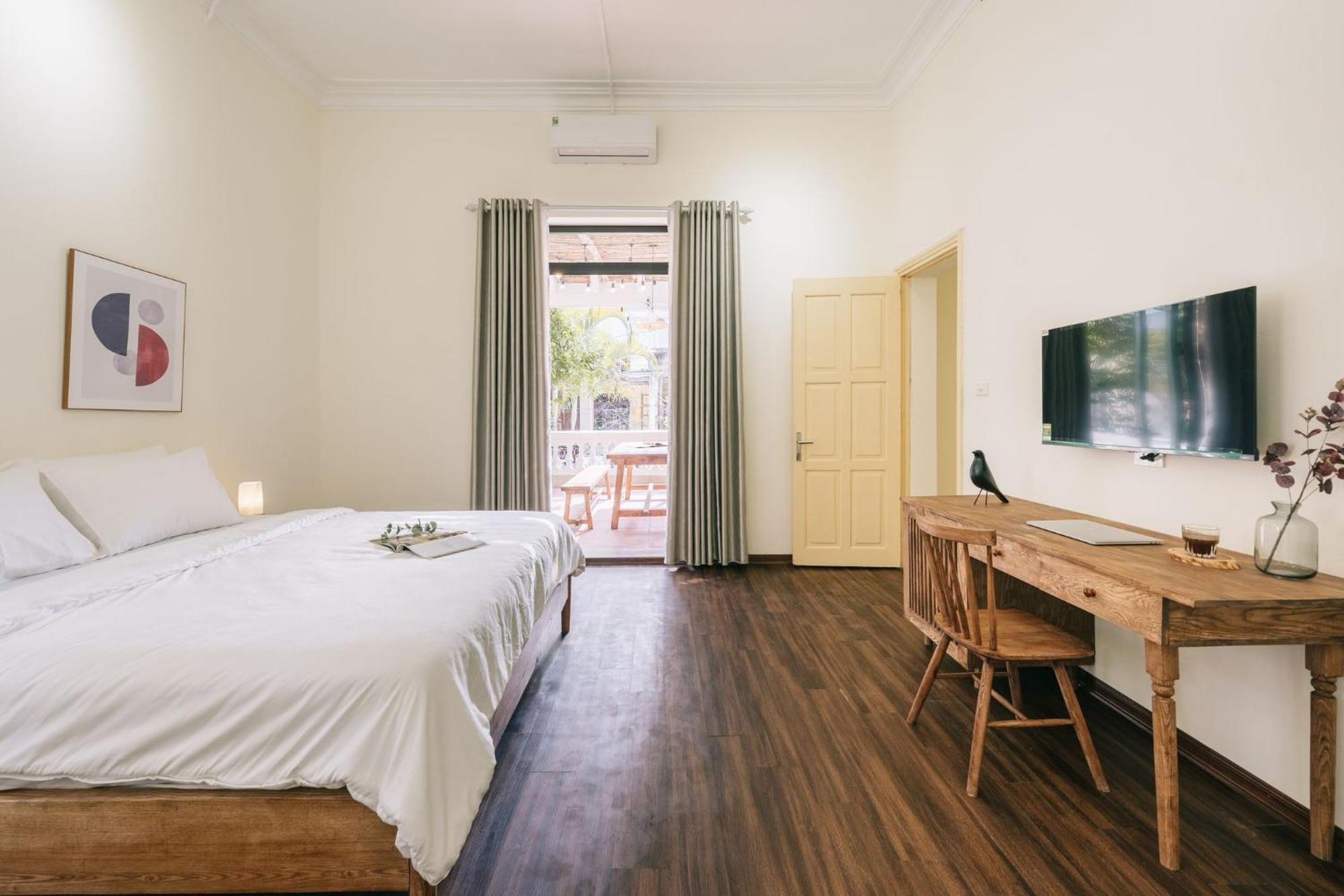 Hanoi's Hidden Gem Escape Balcony-flexible Check In Early-free Pickup