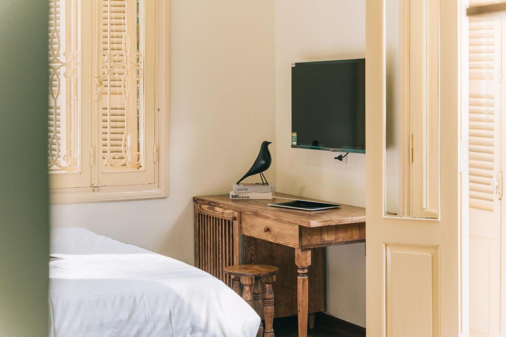 Hanoi's Hidden Gem Escape Balcony-flexible Check In Early-free Pickup Căn hộ