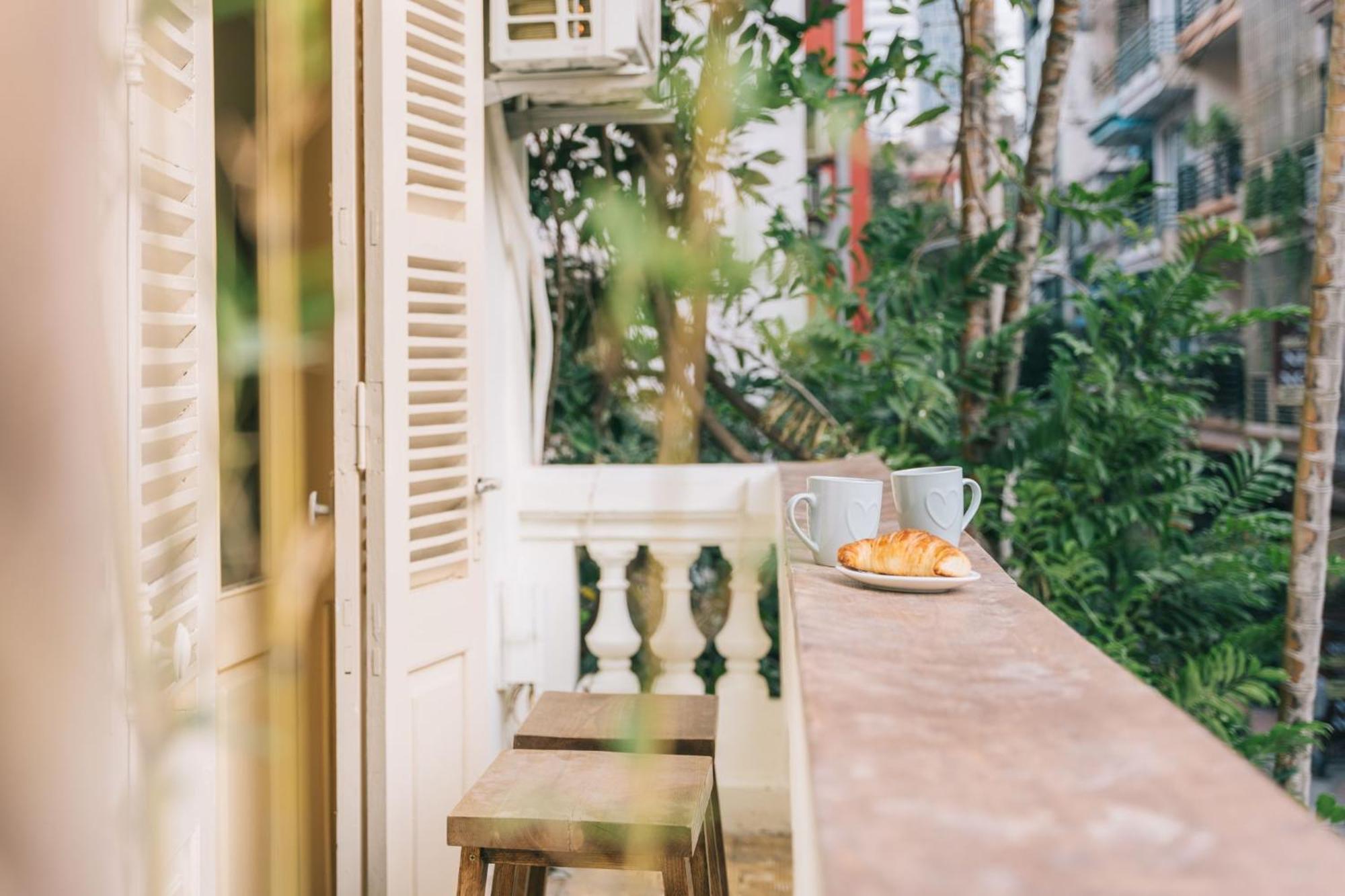 Hanoi's Hidden Gem Escape Balcony-flexible Check In Early-free Pickup Căn hộ *