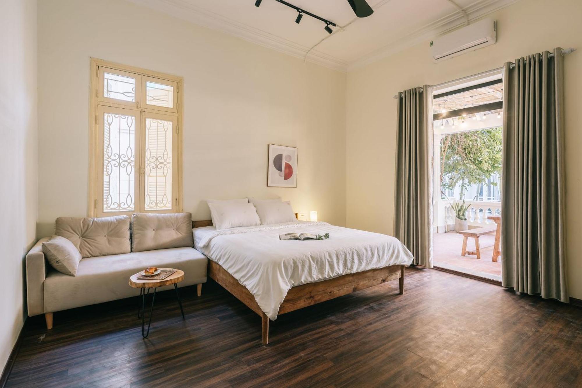 Hanoi's Hidden Gem Escape Balcony-flexible Check In Early-free Pickup Hà Nội