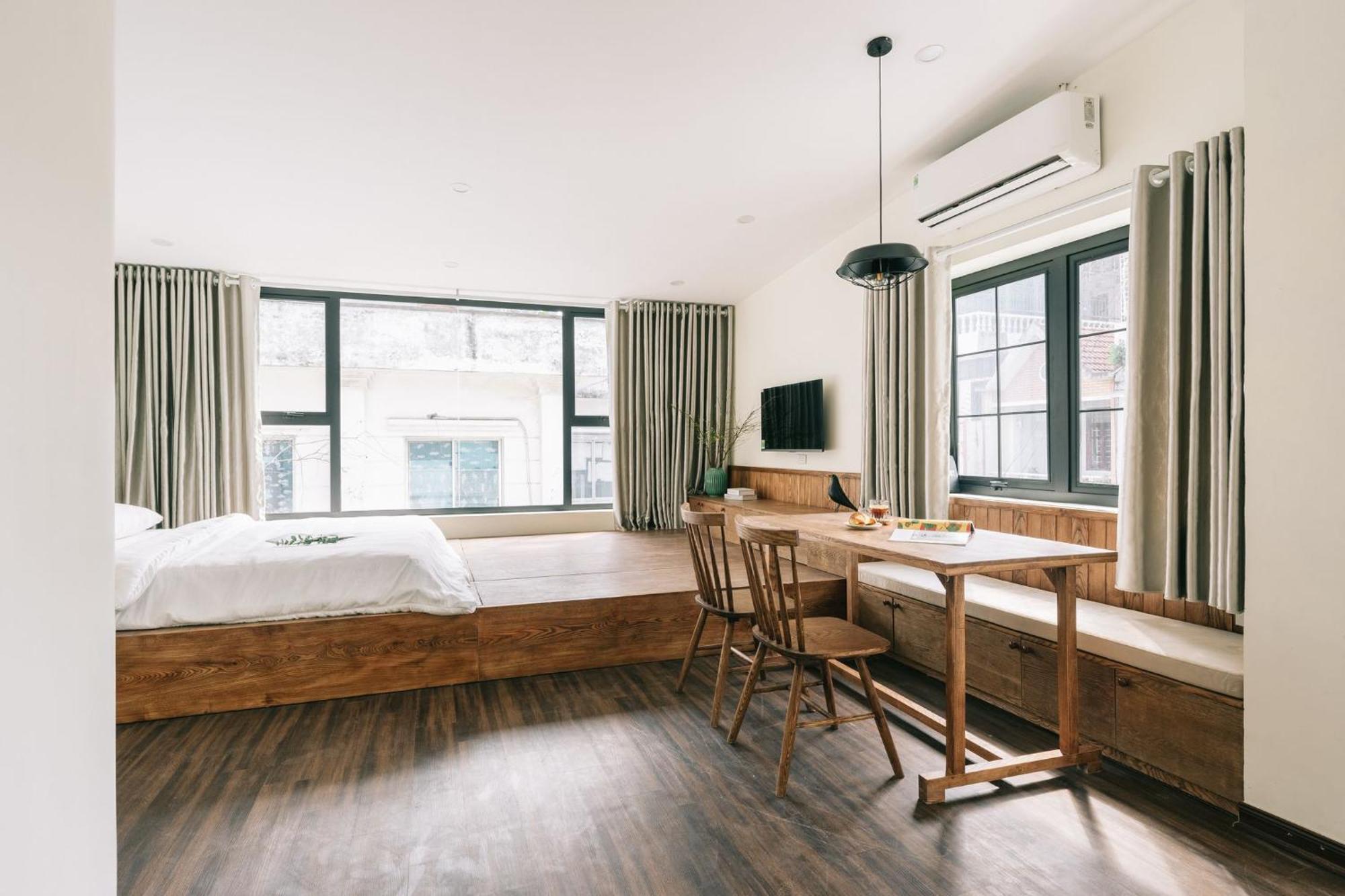 Hanoi's Hidden Gem Escape Balcony-flexible Check In Early-free Pickup Căn hộ Hà Nội