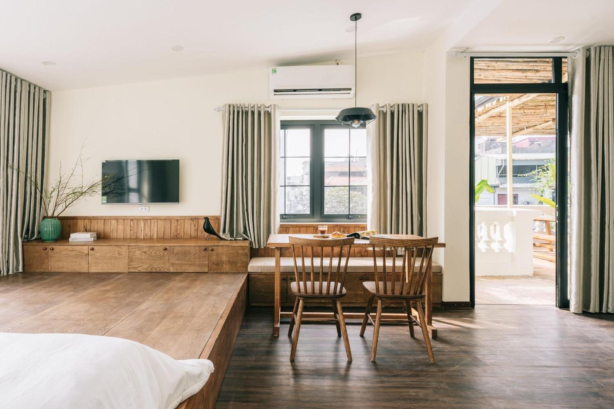 Hanoi's Hidden Gem Escape Balcony-flexible Check In Early-free Pickup